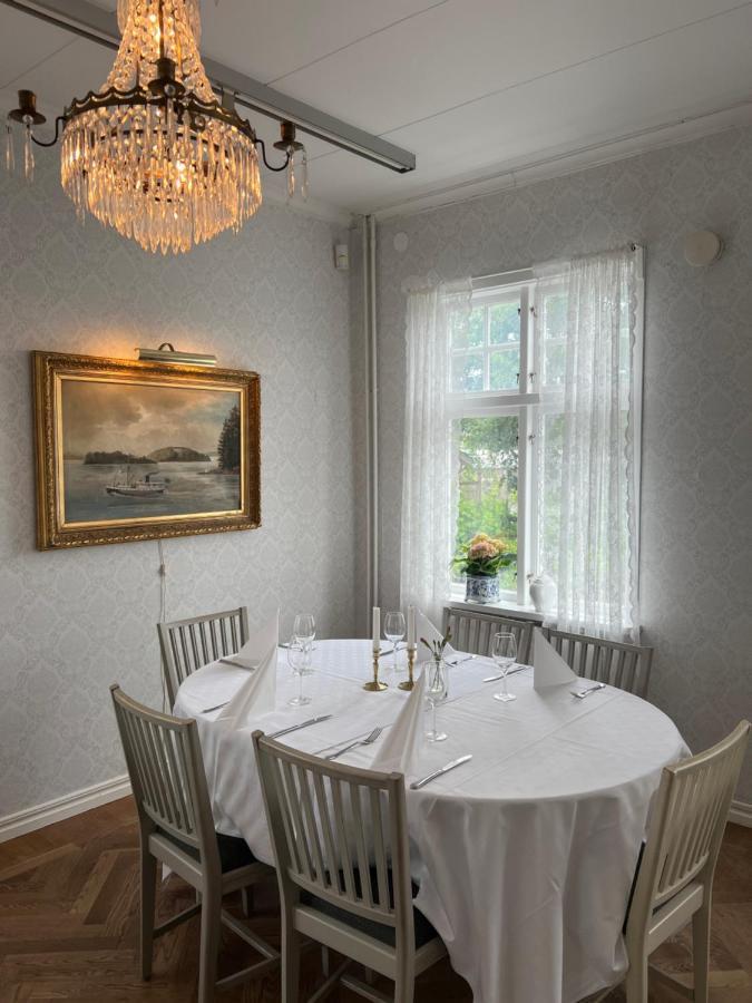 Goeta Hotell Borensberg Экстерьер фото