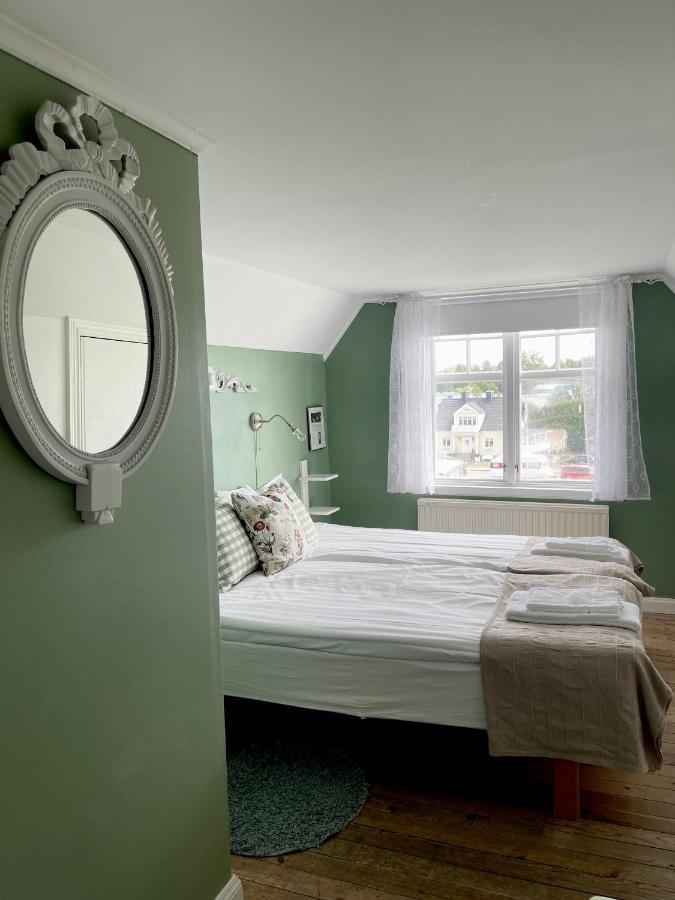 Goeta Hotell Borensberg Экстерьер фото